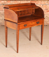 Load image into Gallery viewer, Vintage oak rolltop desk / bureau, early 20th Century
