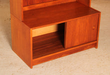 Load image into Gallery viewer, Danish Mid Century teak bookcase, circa 1960s
