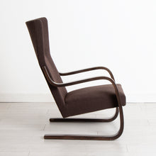 Load image into Gallery viewer, Early 1930s Alvar Aalto Cantilever Chair 401
