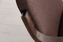 Load image into Gallery viewer, Early 1930s Alvar Aalto Cantilever Chair 401

