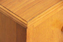Load image into Gallery viewer, Midcentury &#39;Cumbrae&#39; Oak Chest of Drawers by Morris of Glasgow c.1960
