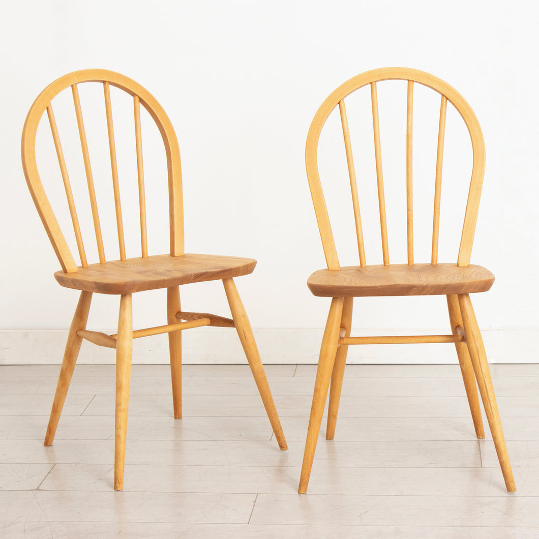 Pair of Midcentury Model 400 Chairs in Elm & Beech by Ercol c.1965