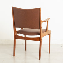 Load image into Gallery viewer, Set of 4 Danish Midcentury Armchairs in Teak by Johannes Andersen for Uldum Mobelfabrik c.1965, Newly Reupholstered

