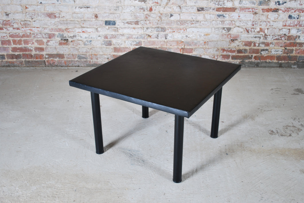 Mid Century coffee table with leather top and aluminium legs. Designed by Yrjö Kukkapuro for Haimi, 1960s.