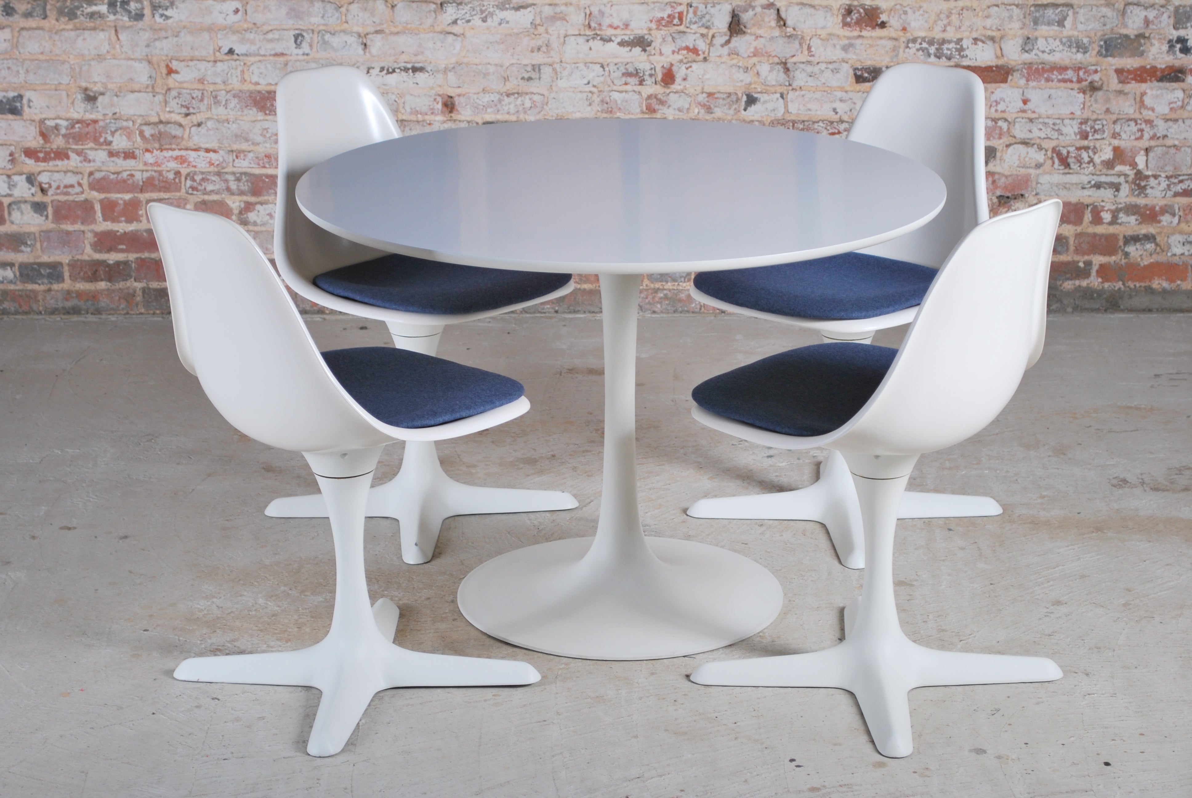 Mid Century Arkana tulip dining table and 4 chairs by Maurice Burke, c ...