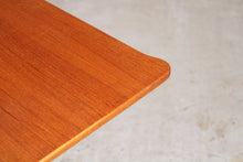 Load image into Gallery viewer, Mid Century extending rectangular teak dining table by McIntosh.
