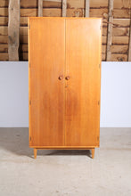 Load image into Gallery viewer, Meredew light oak double wardrobe
