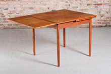 Load image into Gallery viewer, Danish Mid Century extending teak dining table by AM Mobler

