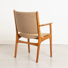 Load image into Gallery viewer, Set of 6 Danish Midcentury Teak Dining Chairs by Erik Buch c.1960
