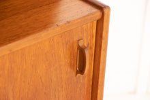 Load image into Gallery viewer, Midcentury Teak Highboard/Drinks Cabinet by Nathan England c.1960
